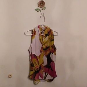 Sleeveless shirt, sheer